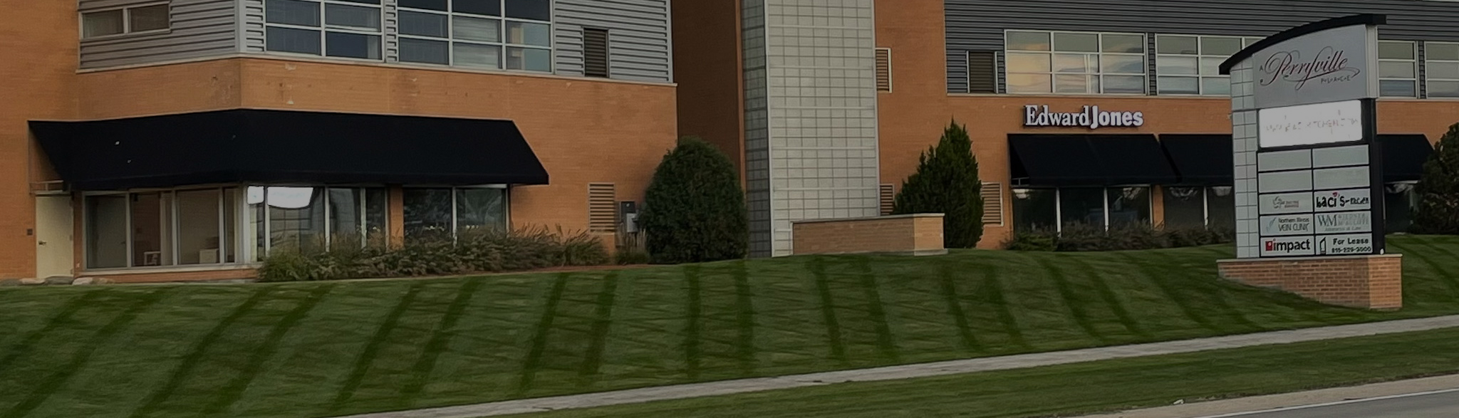 Commercial Landscape Maintenance